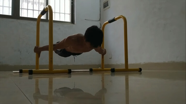 ฝึกท่า Planche ประเภทต่าง ๆ