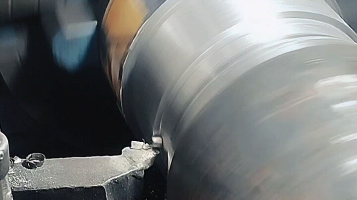 cuma operator mesin bubut ☺️