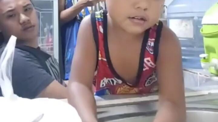 Hugas Hugas din Kase 😂
