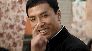 “学咏春，先交学费啊！”