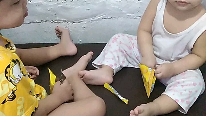 sarap merienda ni yassiamber and kuya khaler