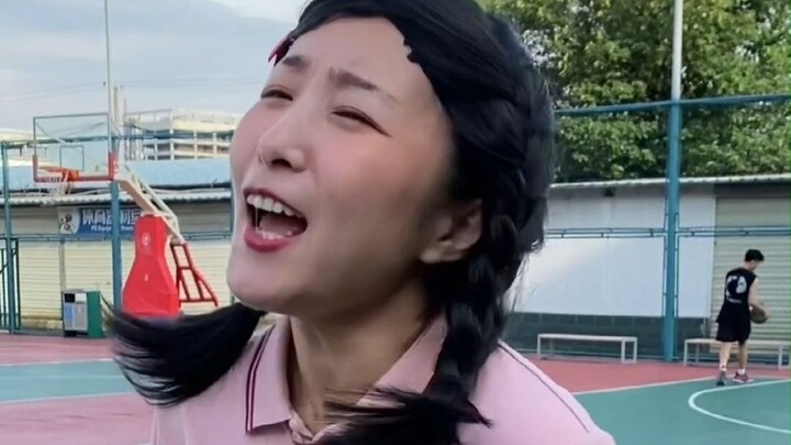 กลเม็ดเล็กๆ น้อยๆ ของสาวๆ บางคนในโรงเรียน