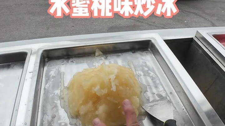 Kem xào vị đào