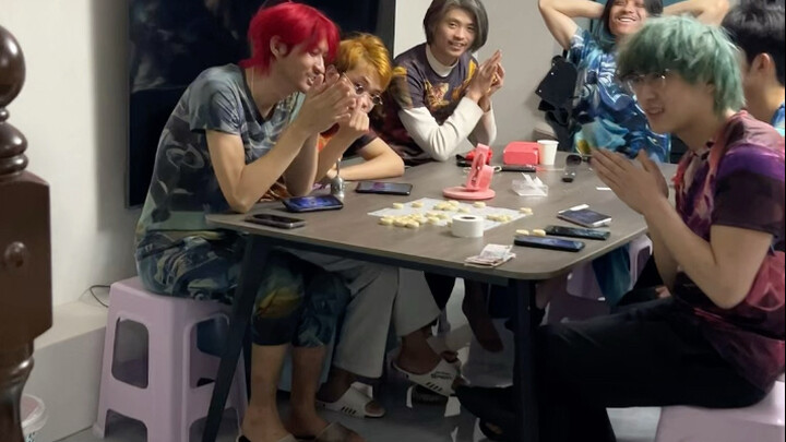给国服选手发工资了