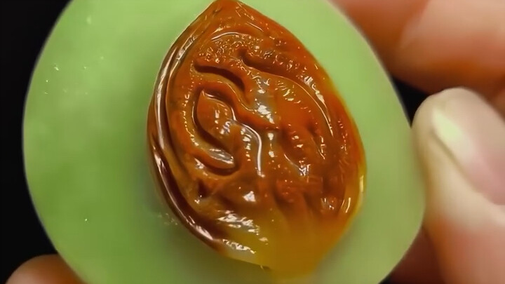 แกะสลักเจ็บนิดหน่อยขออภัยครับ