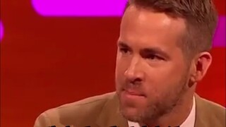 جرأة صغيرة من "الرجل اللعين" كلفته عزلة مدى الحياة. رايان رينولدز كاد أن يفقد وجهه في سياتل من أجل م