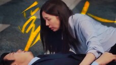 “Untungnya itu hanya alarm palsu.” Dua adegan kecelakaan mobil antara Bai Siyan dan Baek Hyunwoo san
