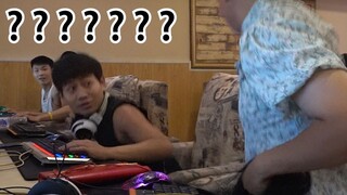 当我用女声在网吧和路人相爱