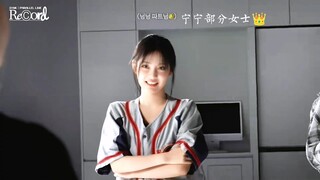 NINGNING女王这个造型超级帅气啊！舞姿也很帅气！