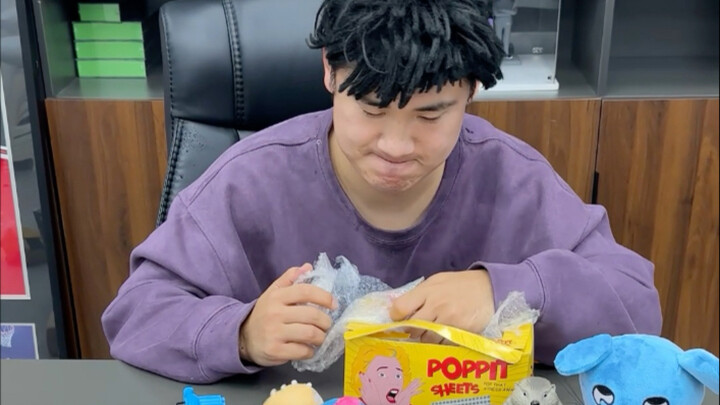 "Bukan, ini apa-apaan sih?"