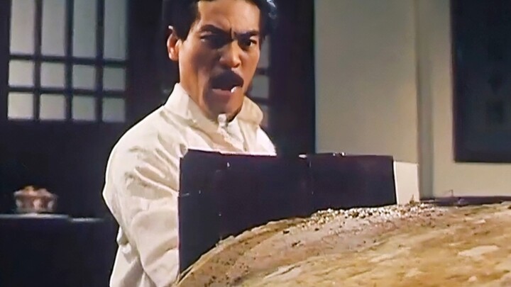 اقتحم معبد ماوشان تابوتًا، وحدث شيء غريب.