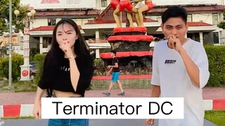 Dance In Public dengan lagu yang trend pada masanya😍✨