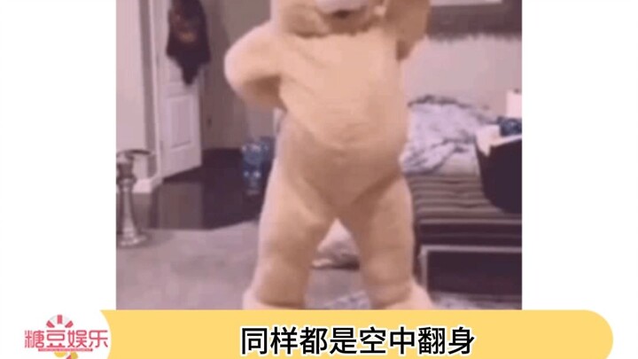 Mẹ còn chẳng nỡ lật chú mèo con xuống… Không sao đâu, ngốc nghếch cũng đáng yêu mà