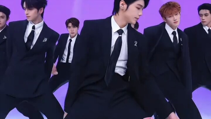 Kegembiraan X Tarian Baru Super Gaya