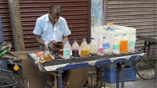Sudah lama saya tidak makan es serut jalanan India. Saya kebetulan mencobanya hari ini dan mengucapk