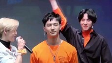 GOT7 180330 Sinchon autograph session card swiping, I will still die of laughter if I watch it again