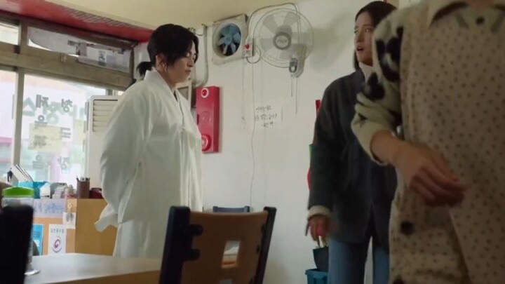 ดูซีรีย์ Heo’s Diner (2025) สูตรลับพ่อครัวหลงยุค พากย์ไทย ซับไทย episode ตอนที่ 8