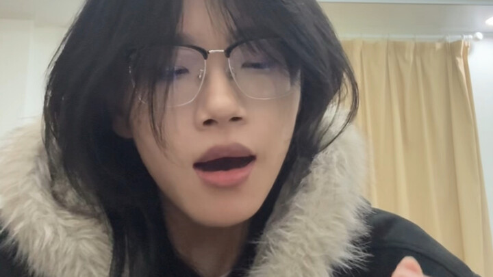 Momen canggung saat suara diubah menjadi teks