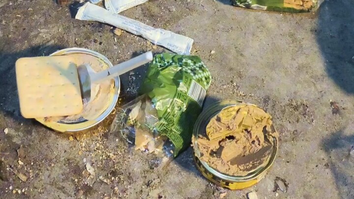 Apocalyptic Wasteland Cuisine: Ukraine’s Individual Soldier Ration.