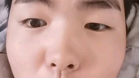 ฉัน บีนเซิง ไป๋เหยียนซงพูดถูกจริงๆ! พวกหนุ่มสาวอย่างพวกคุณช่างไม่รู้จักคุณค่าอะไรเลย!