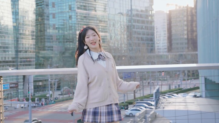 Aku minta maaf karena bersikap manis~❤ (★＞U＜★)【月Chan】