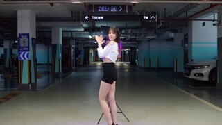 [Xiao Rui Jiang] Thumbs Up - Portrait Mode