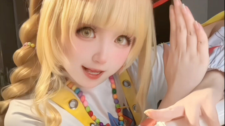 Cô gái khoai tây ký hiệu m bí ẩn