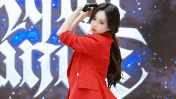 [Little Jia] Minute by Minute – Park Ji-yeon in a Red Suit Version