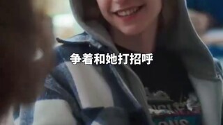 This feeling is so great! One day, I suddenly had a short haircut. I didn’t expect that I could not 