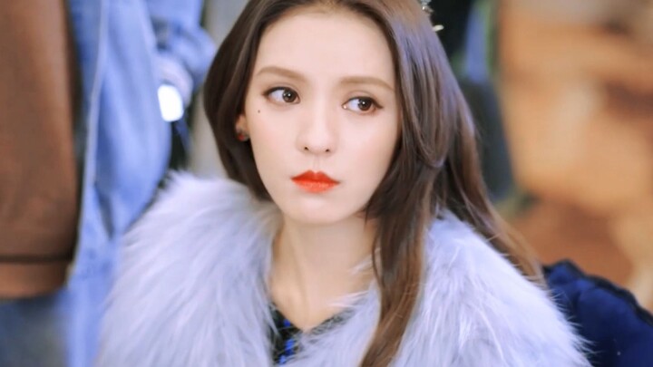 A wealthy heiress straight out of a novel—this stunning young lady is finally getting her due!