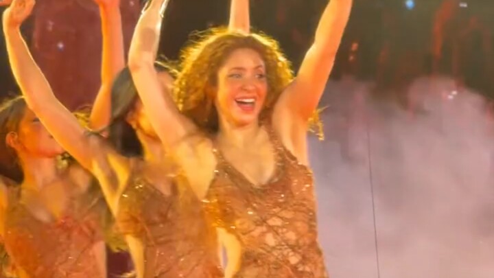 Chị Sói Shakira, người Mỹ Latinh quả thực có một nét gợi cảm và phóng khoáng tự nhiên đến kỳ lạ