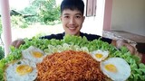 กินมาม่าเผ็ดเกาหลีถาดใหญ่  ไข่ดาว4ฟอง..
