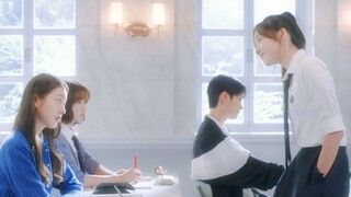 [Nhậm Y Lâm Bạch Hạ Lâm] Cô ấy không phải là công chúa thực sự, và anh cũng không phải là hoàng tử c
