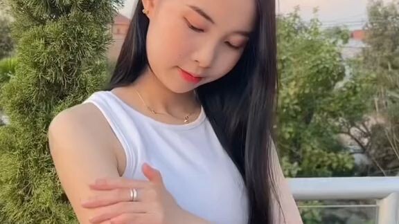 ແຈກໂຊກທ້າລົມຫມາວ