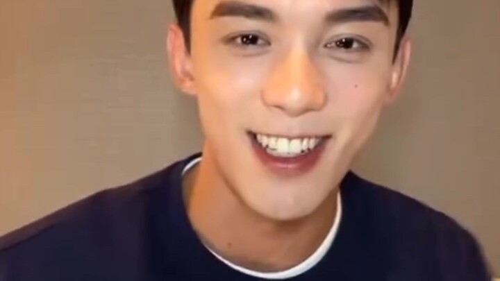 Wu Lei: “Semuanya jangan kasih hadiah! Jangan kasih hadiah!” “Terima kasih kepada Guru Bao Jianfeng 