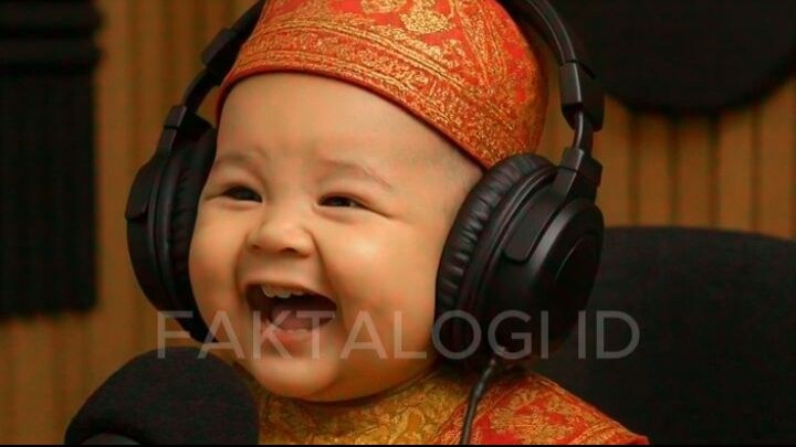 BOCIL NYANYI SATU SATU AKU SAYANG IBU