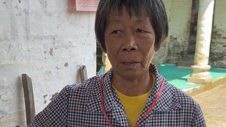 Sebatang lilin yang menyala selama 53 tahun #masa kecil #kehidupan sehari-hari guru