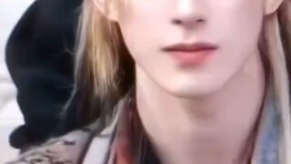 所以# 白鹿 刚进组就被# 敖瑞鹏 帅迷糊了，