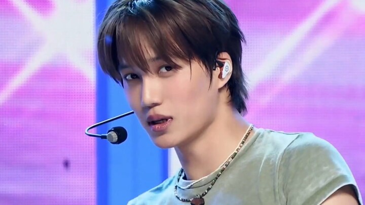 เวทีแรกของซิงเกิลก่อนวางจำหน่าย “Adult Swim” โดยคิมจองอิน (25/04/2025)