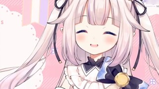Japanese loli who feels inferior about her body when she turns on the camera