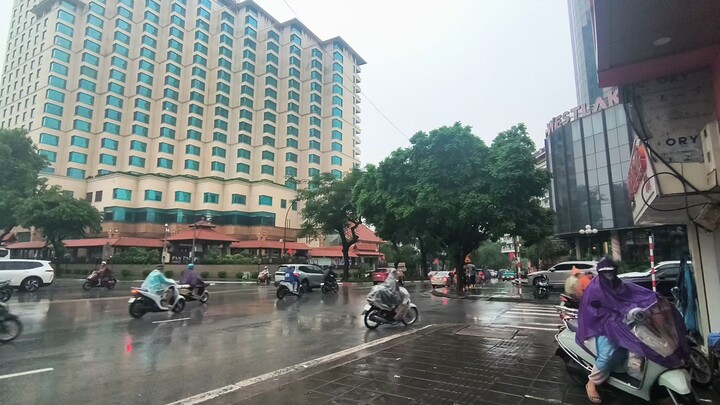 VIETNAM HANOI STREET