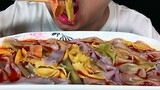 [Makanan]Campuran ayam saos Sichuan dengan farfalle