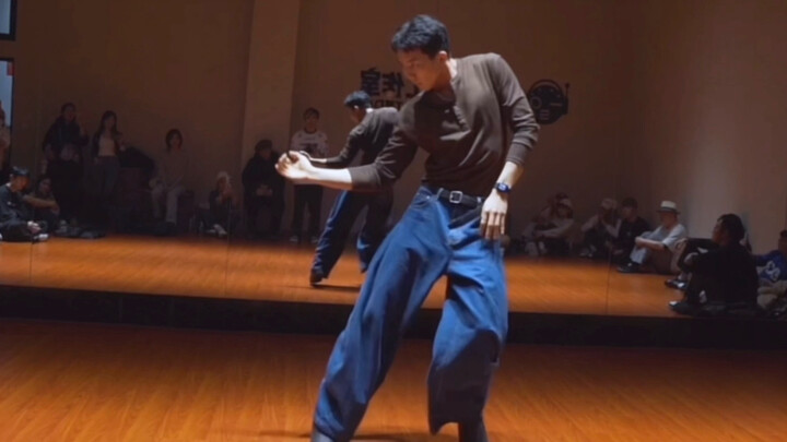 Có thứ gì đó trong cơ thể đang muốn thoát ra?