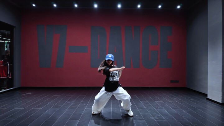 Shuffle dance