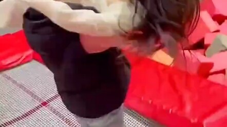 Kali berikutnya kabarin aku, aku yang bayar.