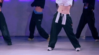 Biên đạo múa Vương Thiên | Phiên bản tự sáng tác của Bad Girl is Coming