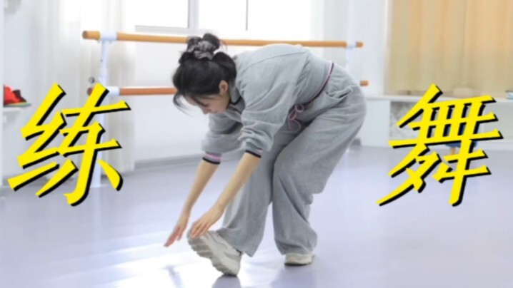 Zheng Hehuizi's complete record of taming the four limbs! This woman still loves monkeys so much!