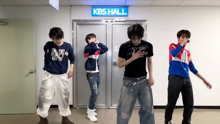 ฮันดงมิน & คิมอุนฮัก & ออมซองฮยอน & อันกอนโฮ ท้าทายเพลง «ACAI»