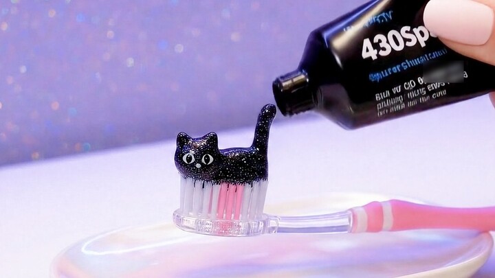 Squeeze toothpaste to get a kitten blind box! Today is also a healing day~