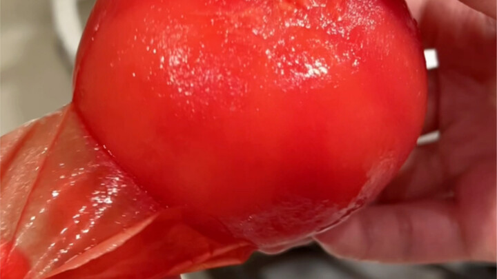 Frozen tomatoes are actually a thing—seriously!!!